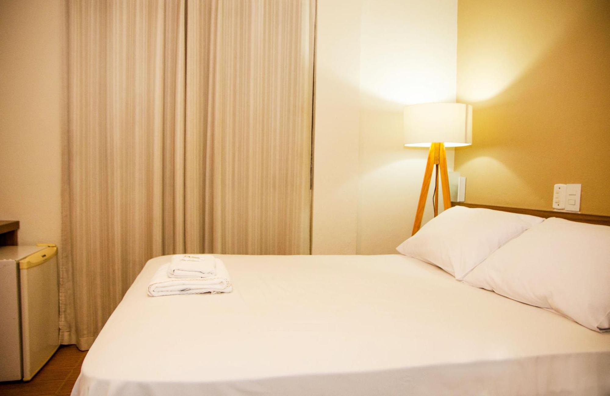 Hotel Ze Maria Pouso Alegre Exteriör bild